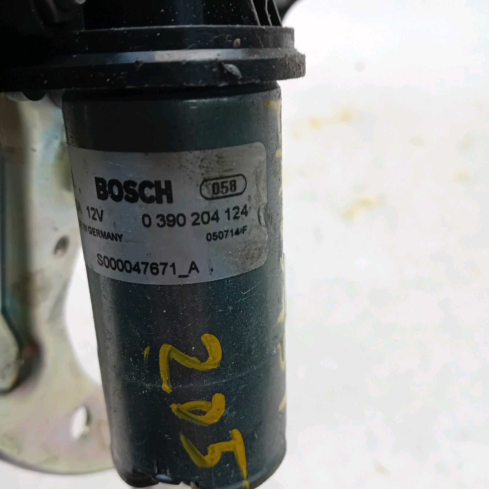 Mercedes Benz C-CLASS W205 TAILGATE POWER LIFT SOFT CLOSE 0390204 124 FM00951