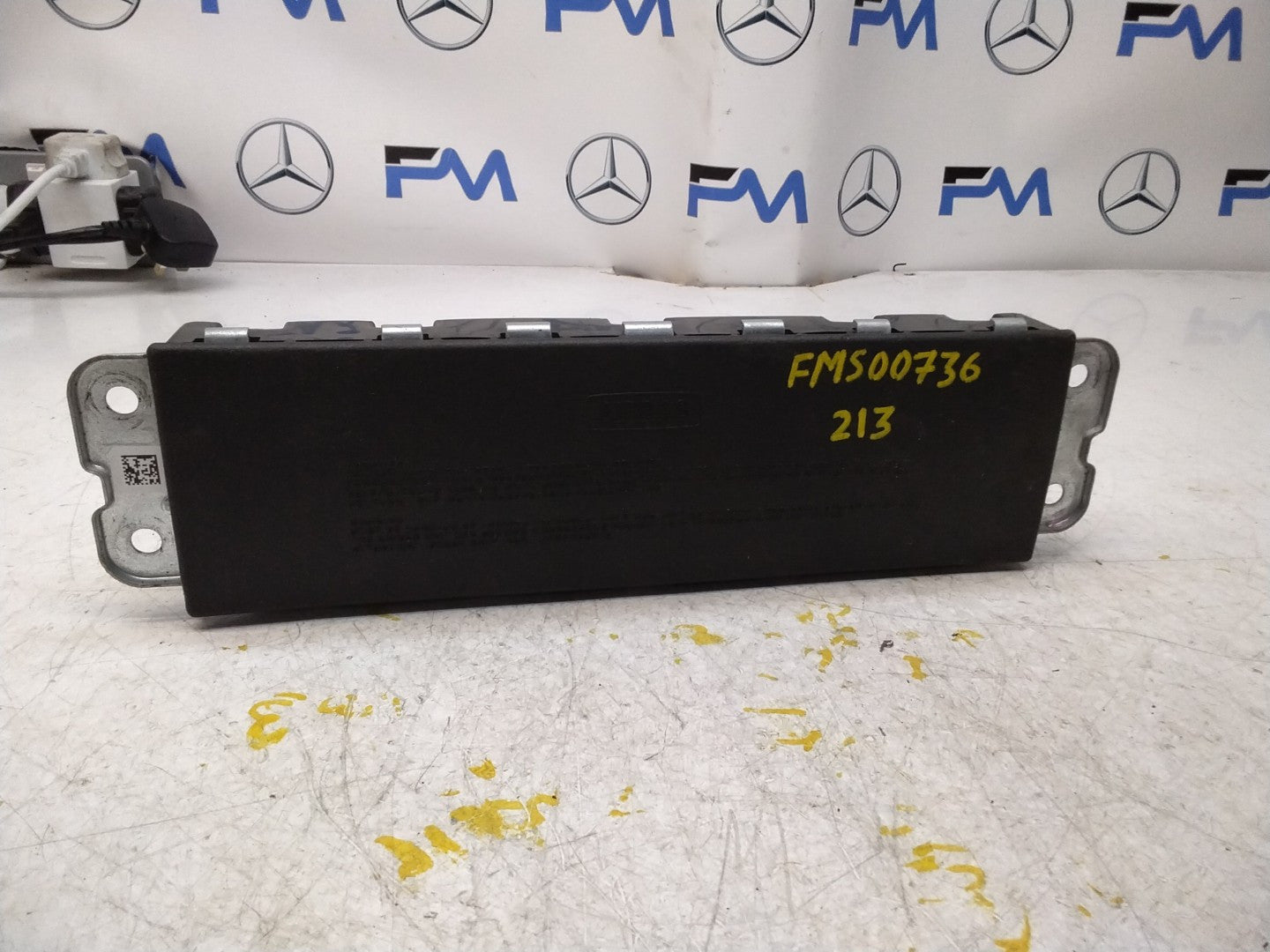 2018 MERCEDES BENZ A-CLASS W213 DRIVER SIDE KNEE AIRBAG A2138600302 FM00736
