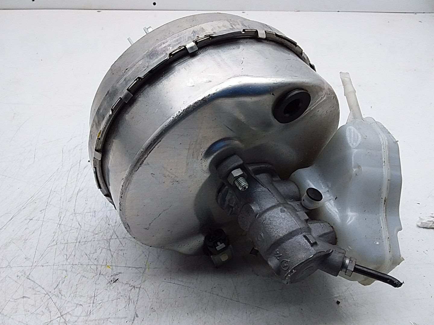 MERCEDES BENZ E-CLASS W213 SERIES 2016 ONWARDS BRAKE SERVO A2134300430 FMB24