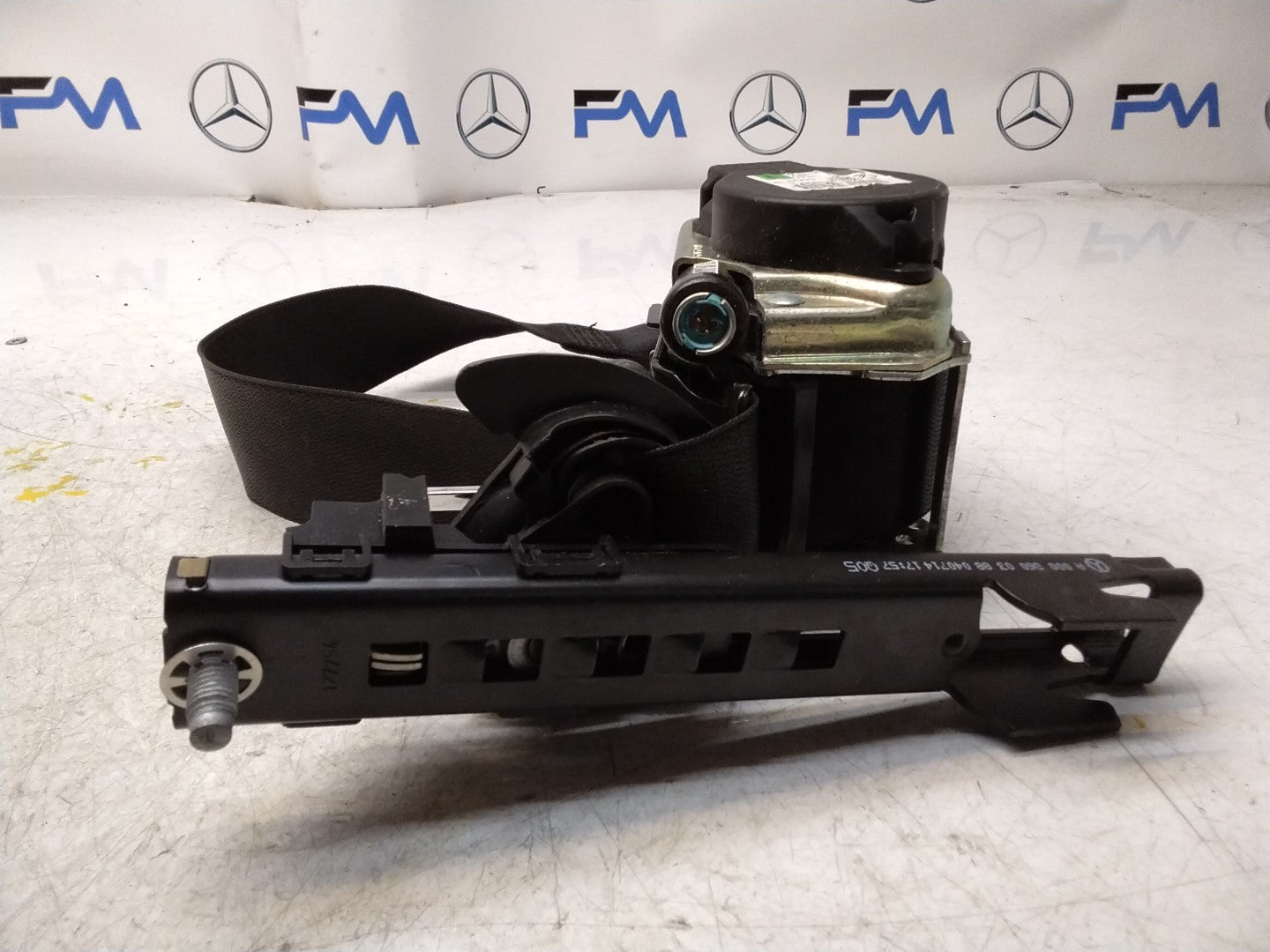 MERCEDES C-CLASS W205 SEAT BELT REAR RIGHT DRIVER SIDE A2058600285 FMS337 OSR