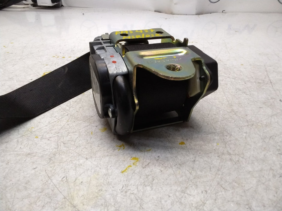 MERCEDES E CLASS SEAT BELT REAR RIGHT AND LEFT A207860398 C207 FMS457 NSR OSR