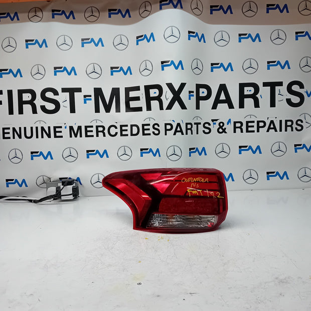 MITSUBISHI OUTLANDER MK3 2015-19 PASSENGER SIDE NS OUTER REAR TAIL LIGHT FMT142