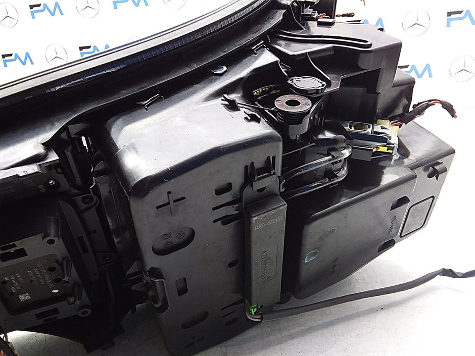 2016-2019 MERCEDES E CLASS W213 CENTRE  CONSOLE  A2138100815 FMK124
