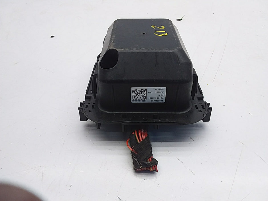 2017/2023 MERCEDES-BENZ E CLASS W213  FUSE BOX  A2135403038 FMF27