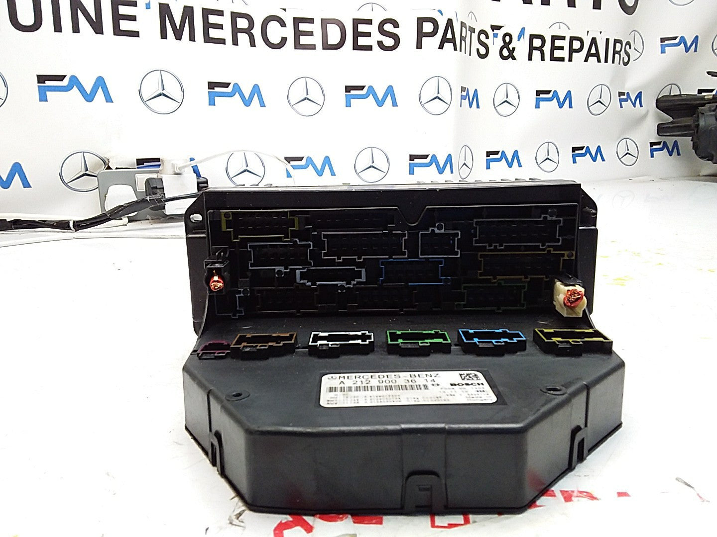 Mercedes E-CLASS W212 Fuse  Box RELAY A2129003614 FMF99