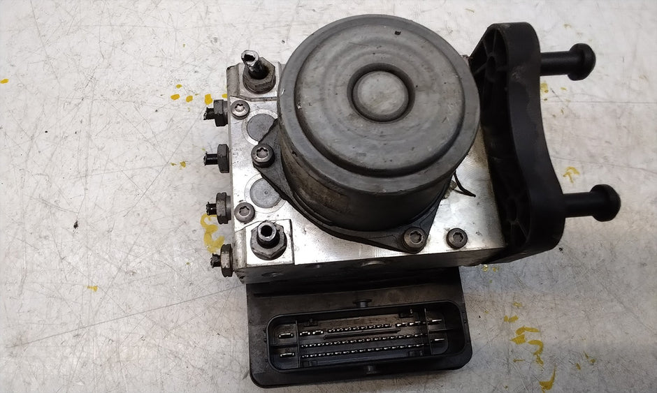 MERCEDES E-CLASS W213 ABS PUMP MODULE CONTROL UNIT A2134313601 FM00756