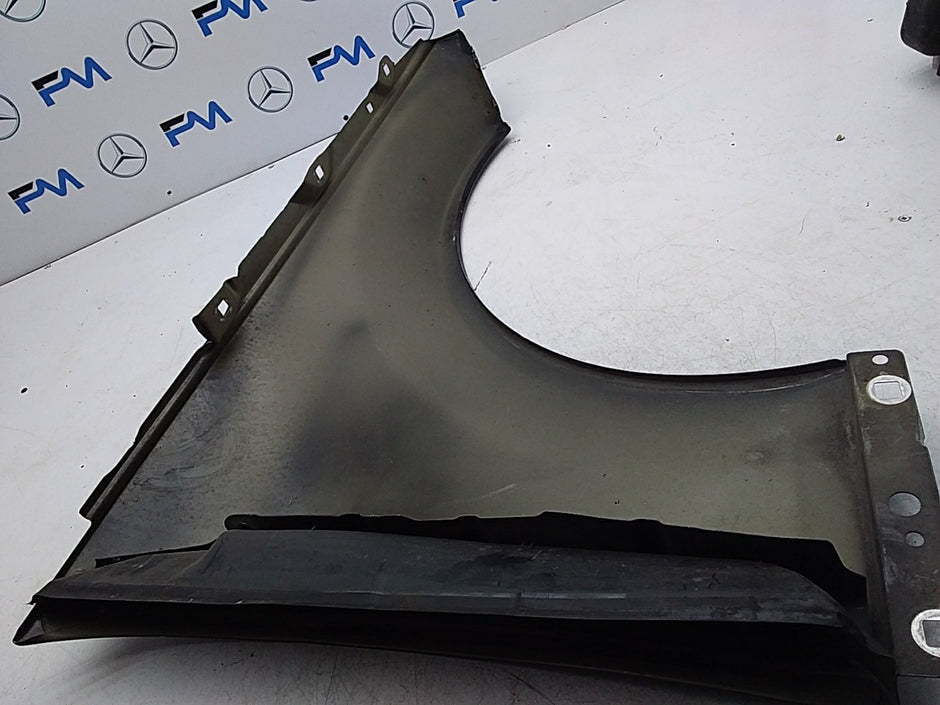 MERCEDES  C-CLASS W204 NS LEFT DRIVER SIDE WINGS 2008 FMW10