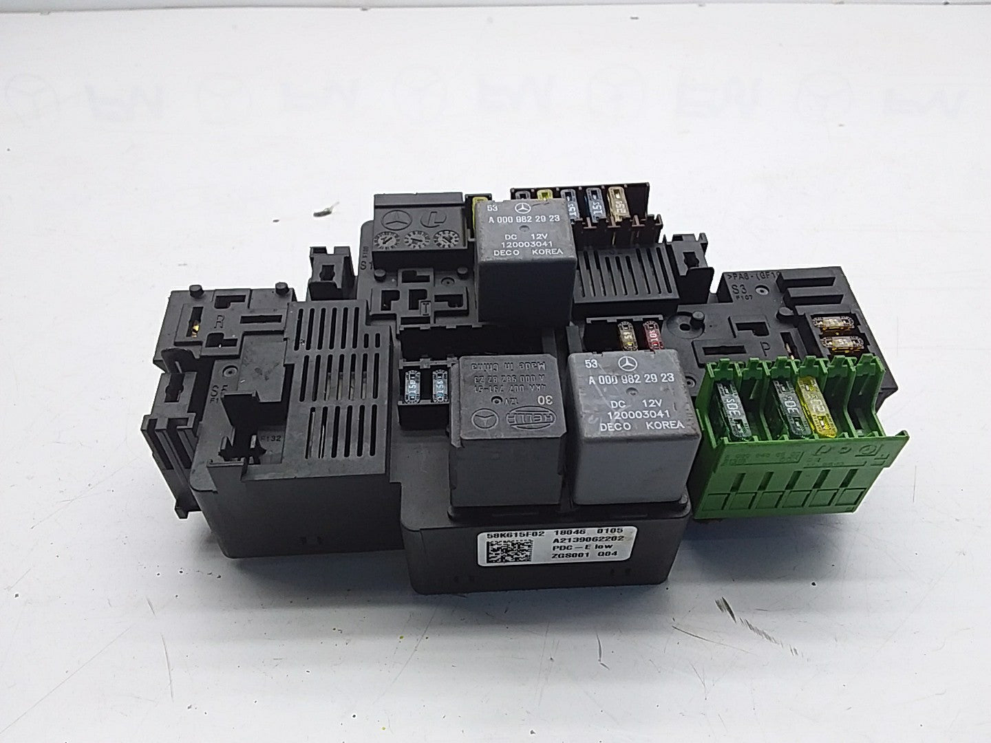 MERCEDES E CLASS FUSE RELAY BOX A2139062202 W213 2016 ONWARDS FMF49