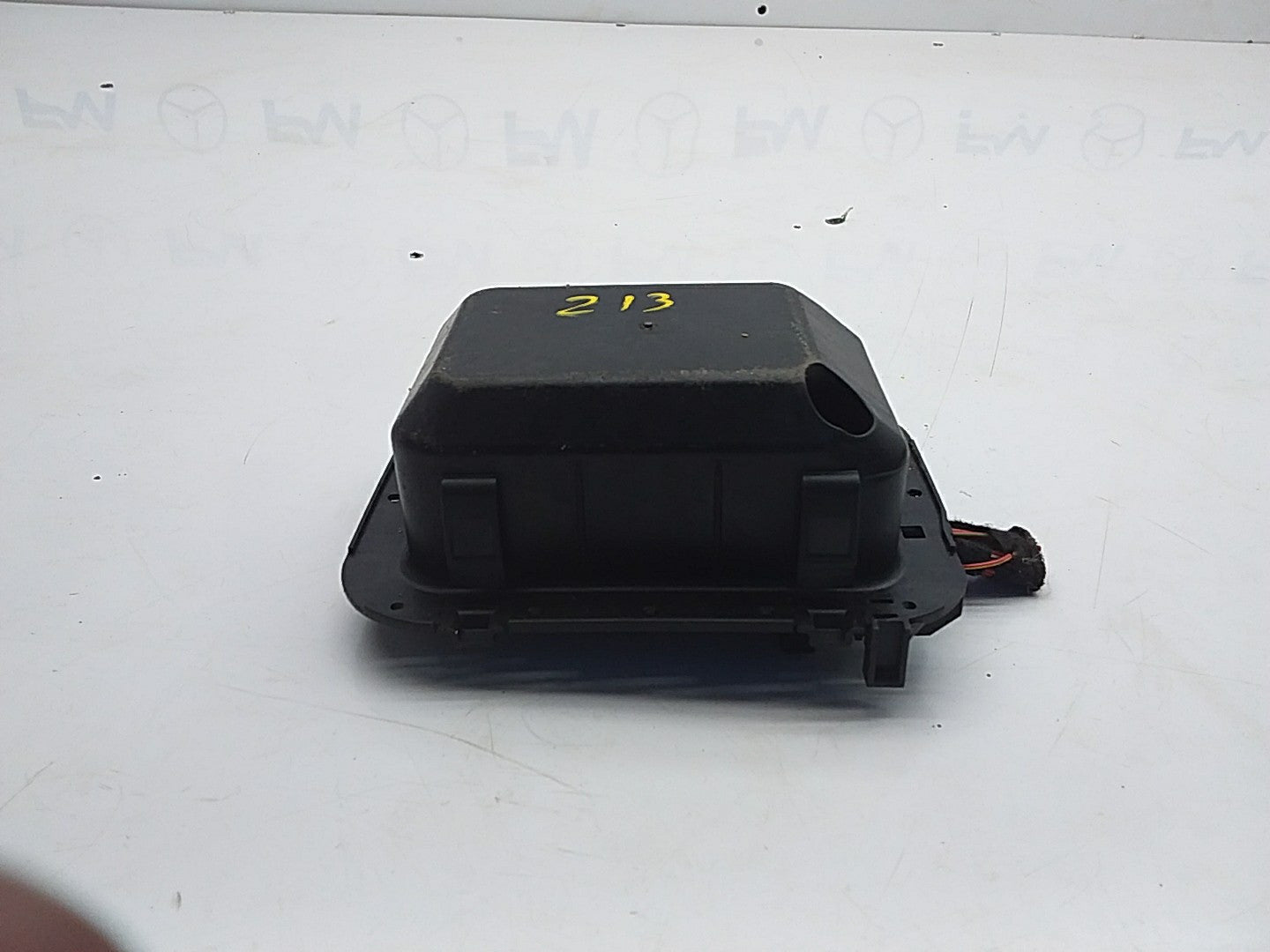 2017/2023 MERCEDES-BENZ E CLASS W213  FUSE BOX  A2135403038 FMF27