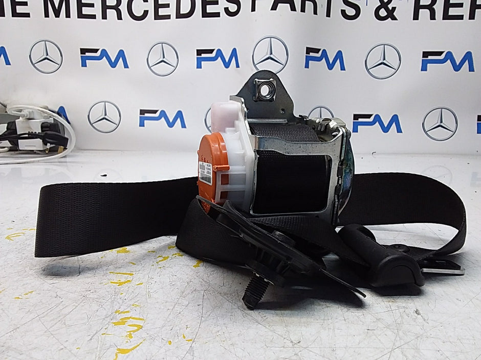 MERCEDES A CLASS  FRONT RIGHT SEAT BELT WITH PRETENSIONER A1778600800 FMS47 OSF