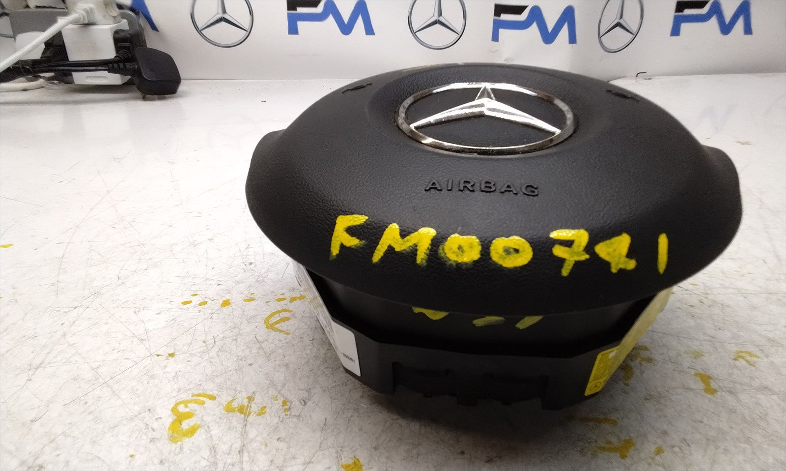 MERCEDES BENZ E-CLASS W213 STEERING WHEEL AIRBAG 634032100 FM00741