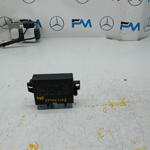 MERCEDES C-CLASS PARKING SENSOR CONTROL MODULE W205 A0009001808 FM001106