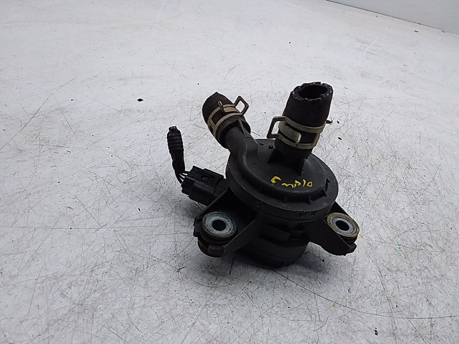 MITSUBISHI OUTLANDER INVERTER WATER PUMP 21141010420 FMP10