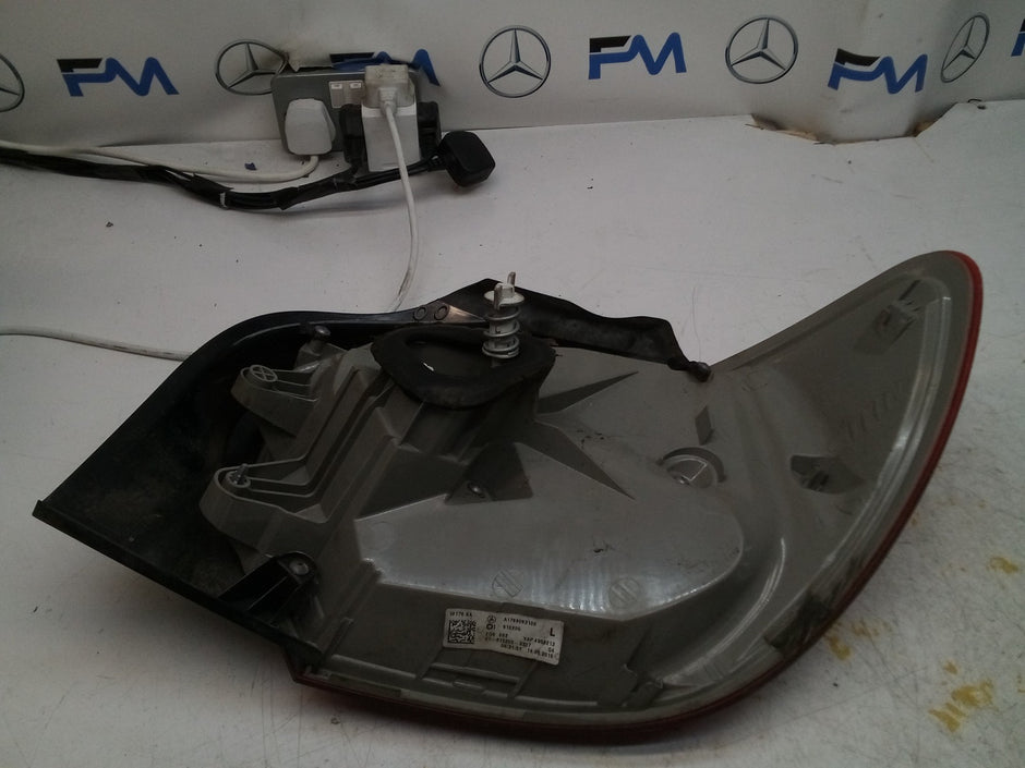 MERCEDES A-CLASS W176 PASSENGER NS REAR TAIL LIGHT 2015 A1769063100 FMT201