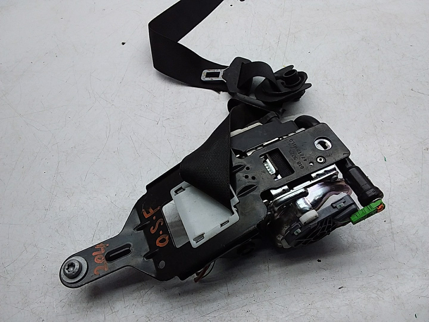 MERCEDES C-CLASS W204 SEAT BELT FRONT RIGHT DRIVER SIDE A2048604686 FMS241 OSF