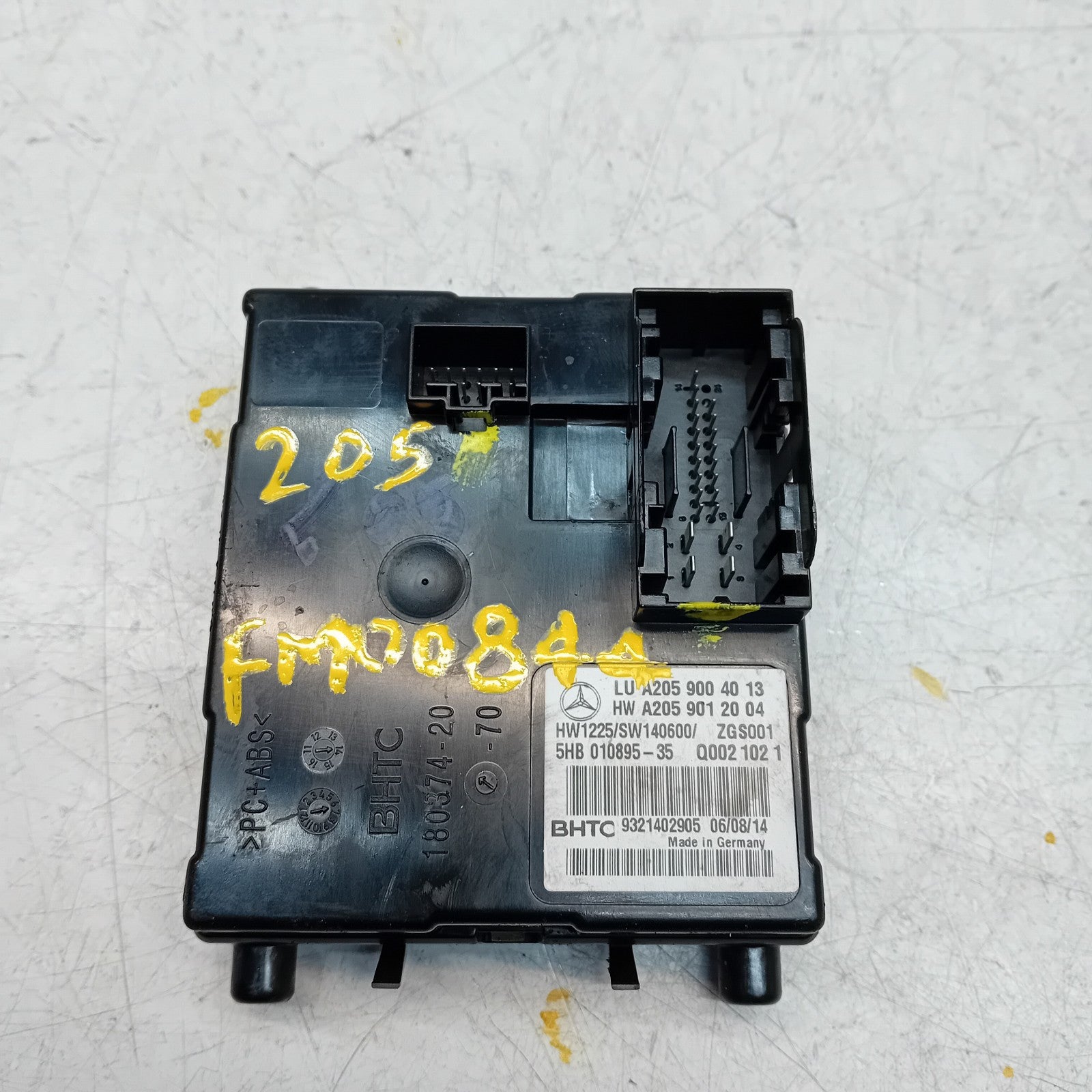 MERCEDES C CLASS 2014 W205 AIR CONDITIONING CONTROL MODULE A2059004013 FM00844