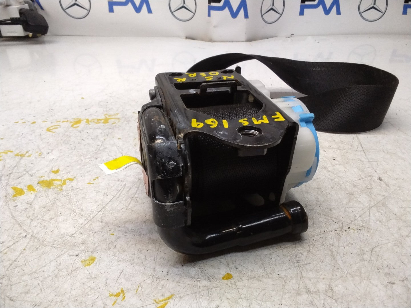 MERCEDES A CLASS W176 REAR L / R SIDE SEAT BELT A1768602385 FMS169 NSR OSR