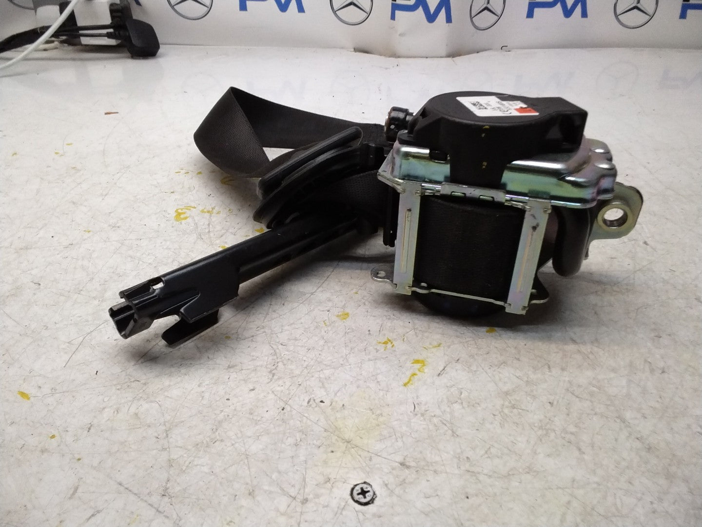 MERCEDES C-CLASS W205 SEAT BELT FRONT PASSENGER LEFT SIDE A2058600185 FMS325 NSF
