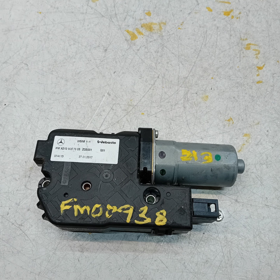 MERCEDES BENZ E-CLASS W213 2017 SUNROOF MOTOR  A2139067003 FM00938