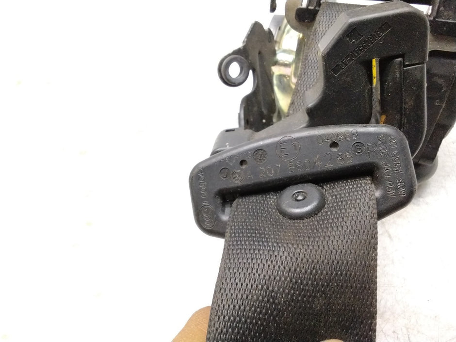 MERCEDES BENZ E-CLASS W207 FRONT SEAT BELT RIGHT SIDE A2078604285 FMS436 OSF