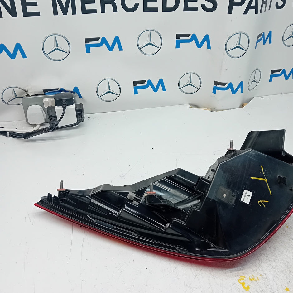 MERCEDES CLA W118 DRIVER SIDE OS REAR TAIL LIGHT FMT186 2019 ONWARDS 