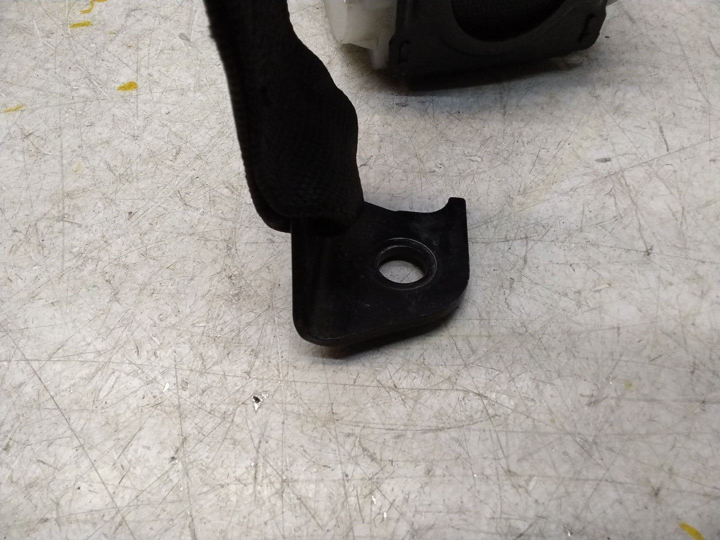 MERCEDES C CLASS CL203 SEAT BELT REAR RIGHT DRIVER SIDE A2038609085 FMS356 OSR