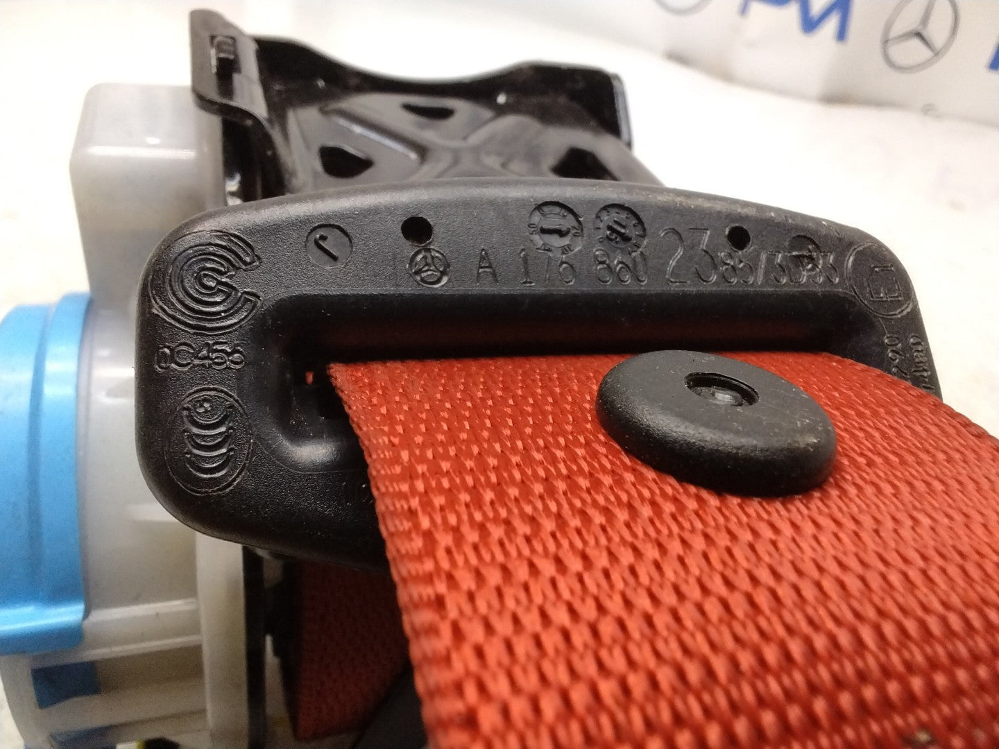 MERCEDES A CLASS W176 REAR L / R SIDE SEAT BELT A1768602385 FMS199 NSR OSR