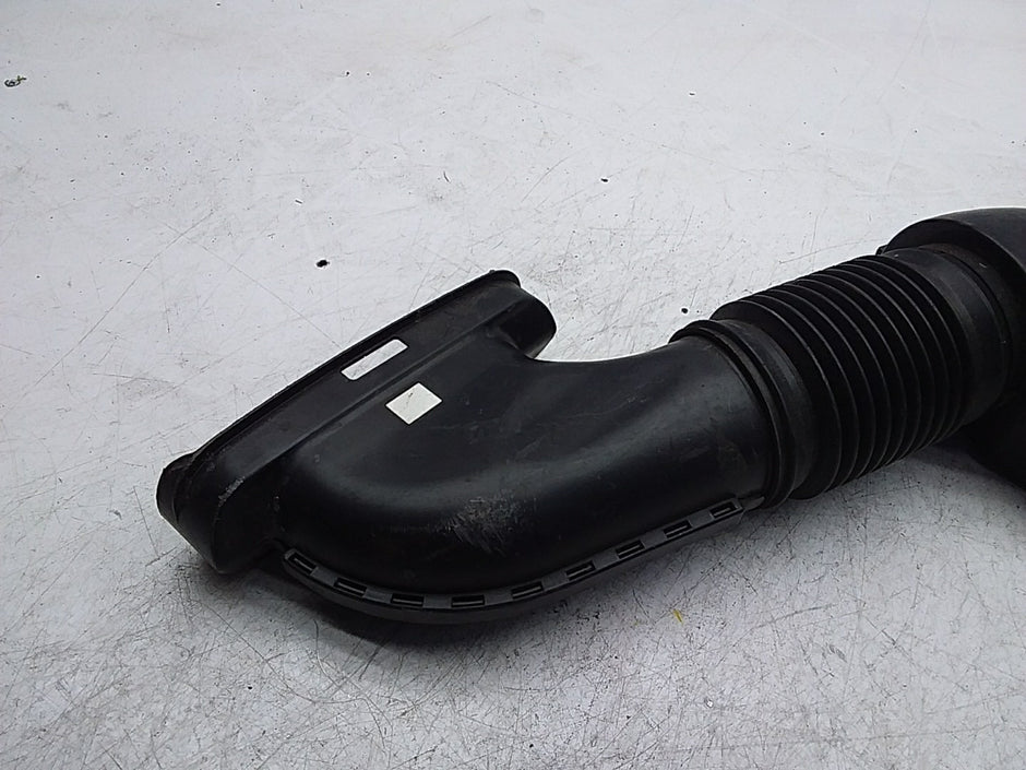 MERCEDES BENZ E-CLASS W213 AIR INTAKE TUBE A640940097 FMI23