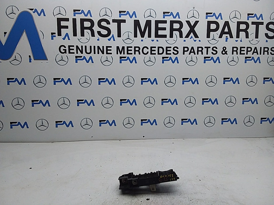MERCEDES BENZ  A-CLASS  W177 FUSE RELAY JUNCTION BOX  A1775404707 FMF153