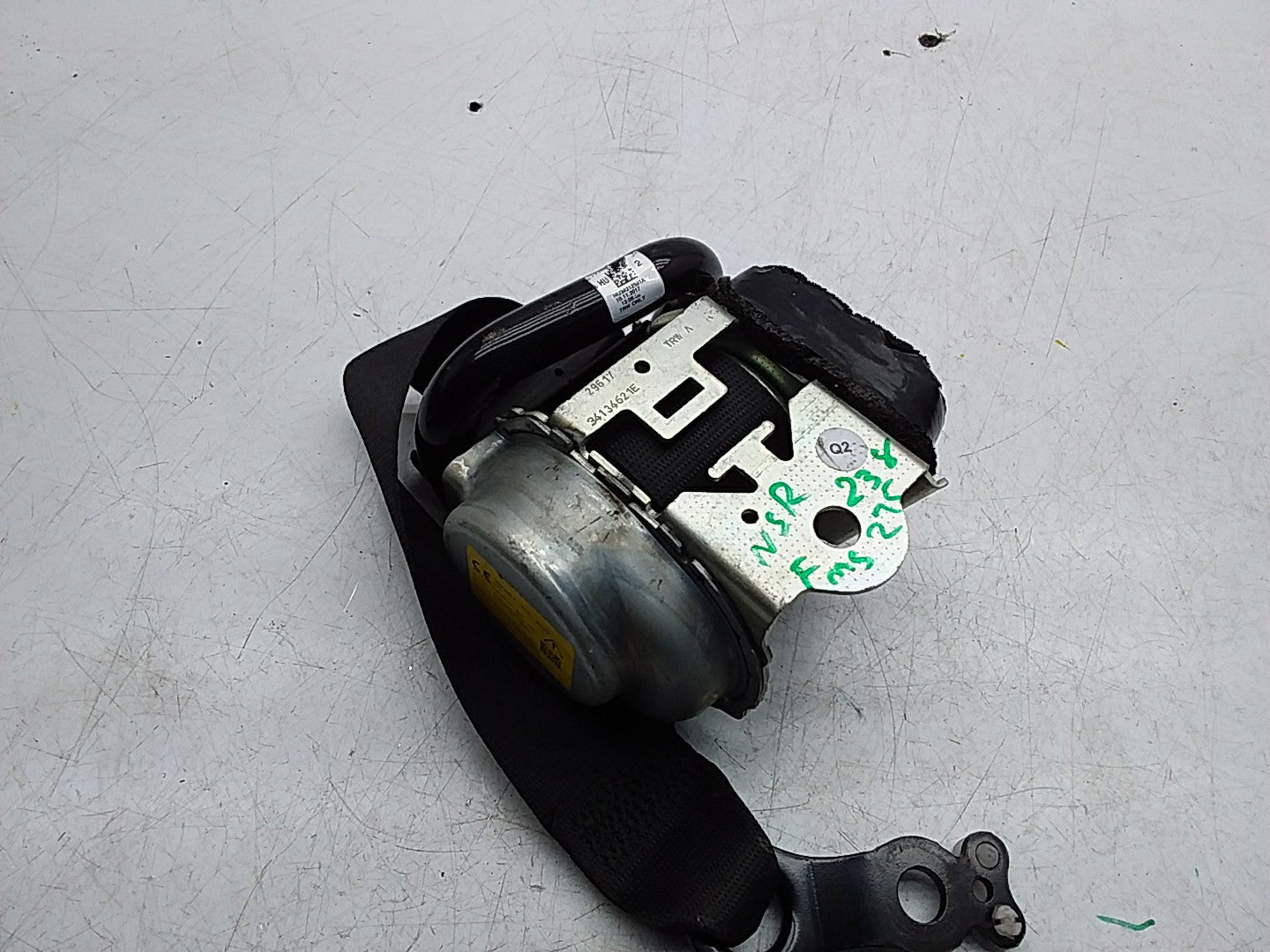 MERCEDES E-CLASS W238 SEAT BELT REAR LEFT PASSENGER SIDE A2388603500 FMS275 NSR