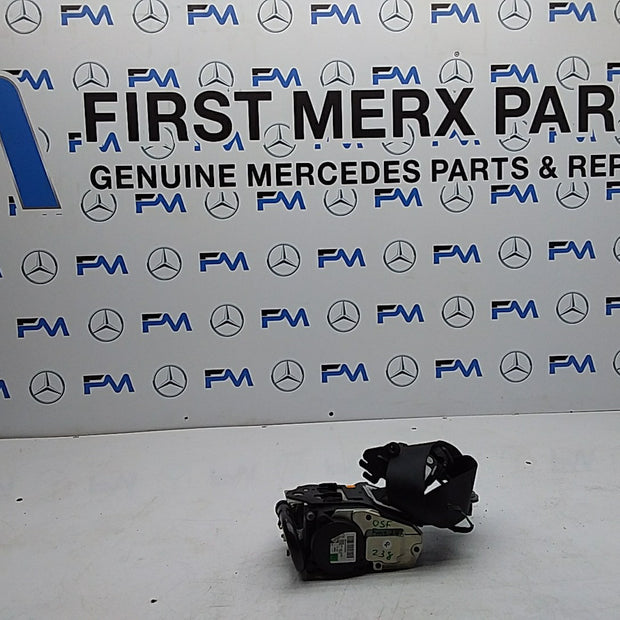 MERCEDES E-CLASS W238 SEAT BELT FRONT RIGHT DRIVER SIDE A2388602900 FMS246 OSF