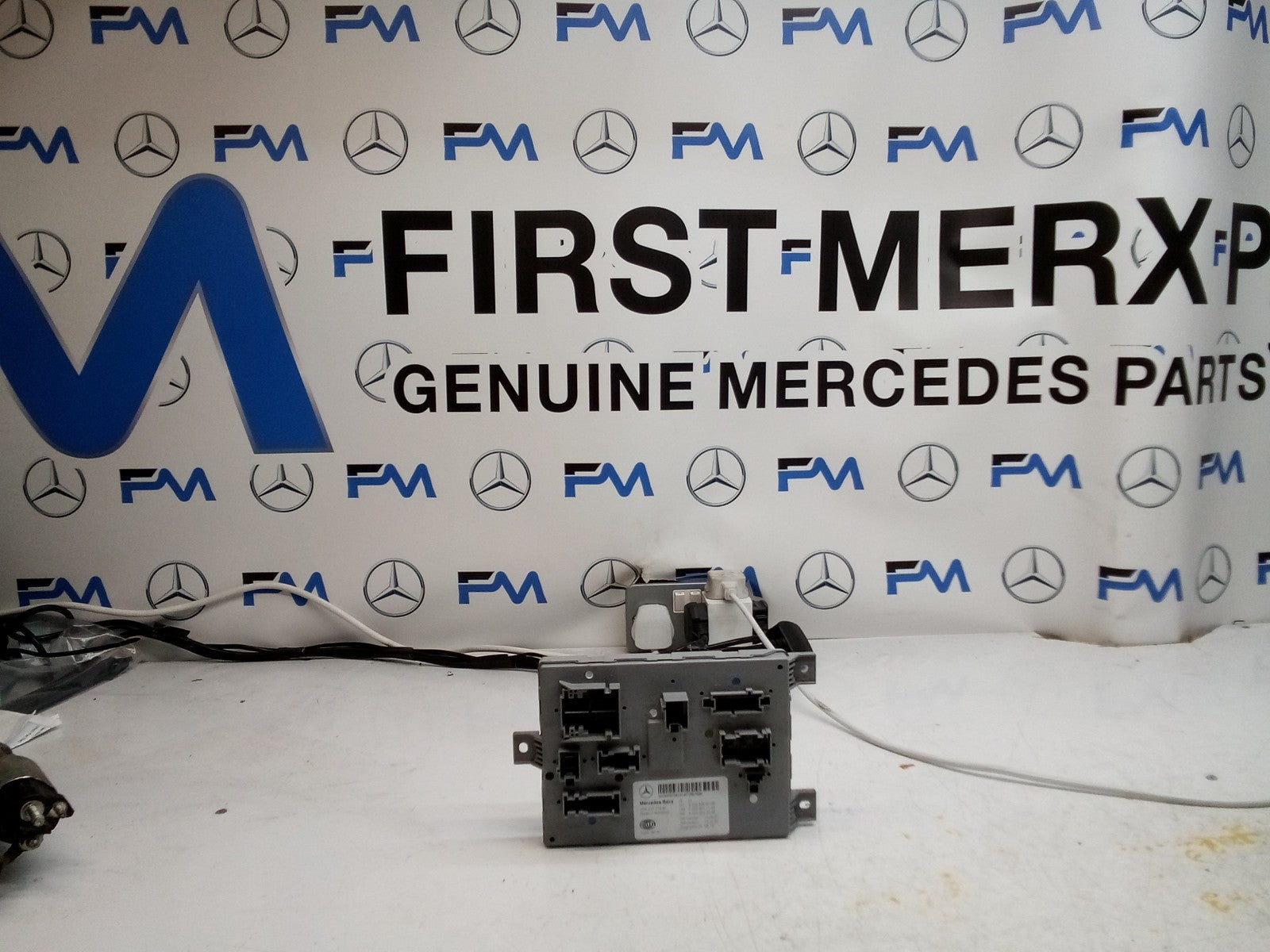 MERCEDES S-CLASS REAR SAM CONTROL MODULE W222 A2229009708 FM00767