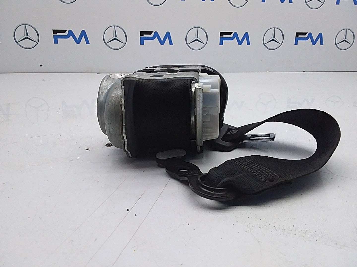 MERCEDES C CLASS W205 REAR PASSENGER SIDE N/S/R SEAT BELT A2058600585 FMS11