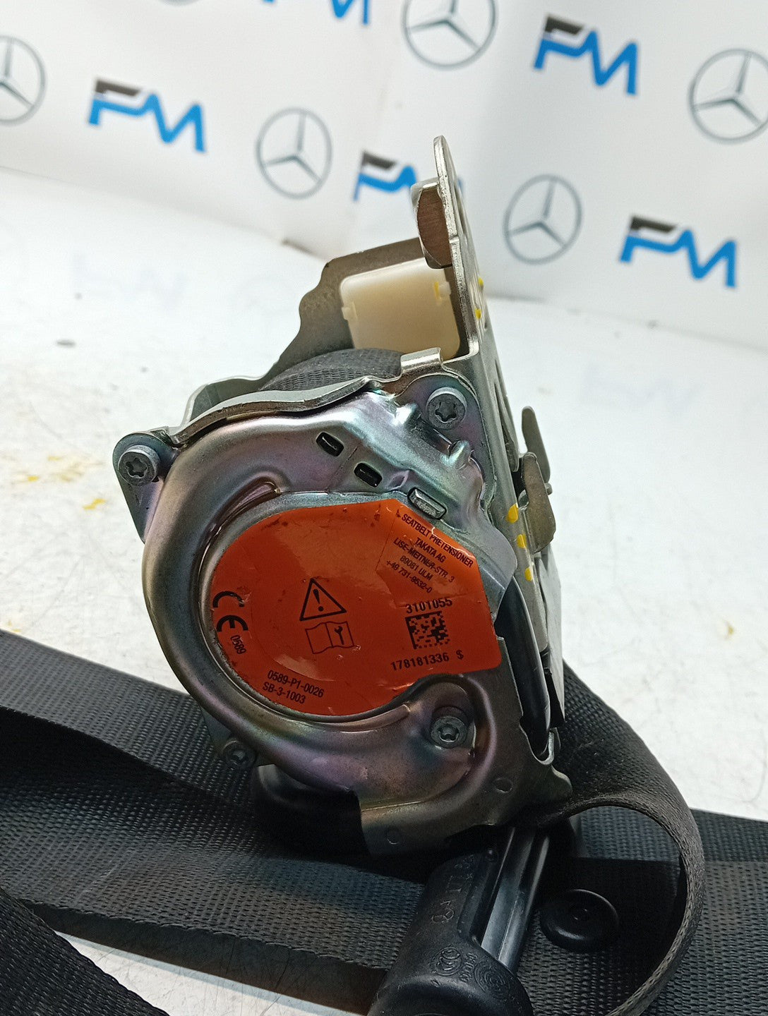 MERCEDES A CLASS  FRONT LEFT SEAT BELT WITH PRETENSIONER A1778600700 FMS66 NSF