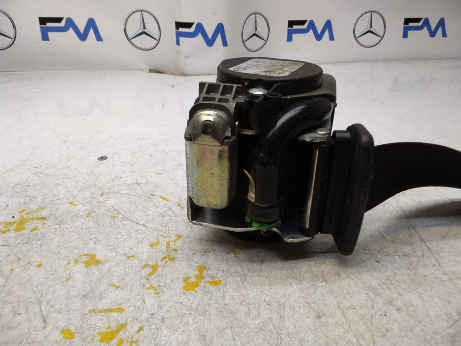 MERCEDES E CLASS SEAT BELT REAR RIGHT AND LEFT A2078602385 C207 FMS451 NSR OSR