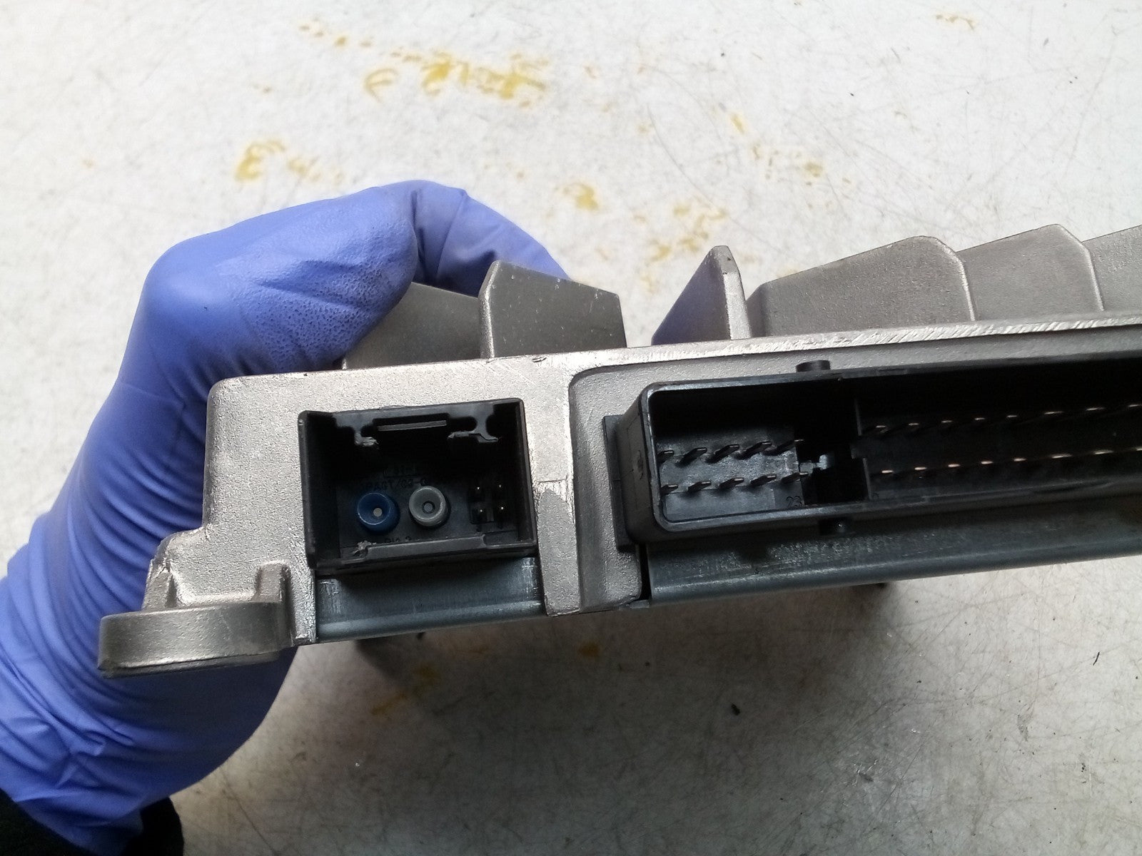 MERCEDES BENZ S-CLASS W222 PREMIUM SOUND SYSTEM AMPLIFIER A2229006514 FM00801