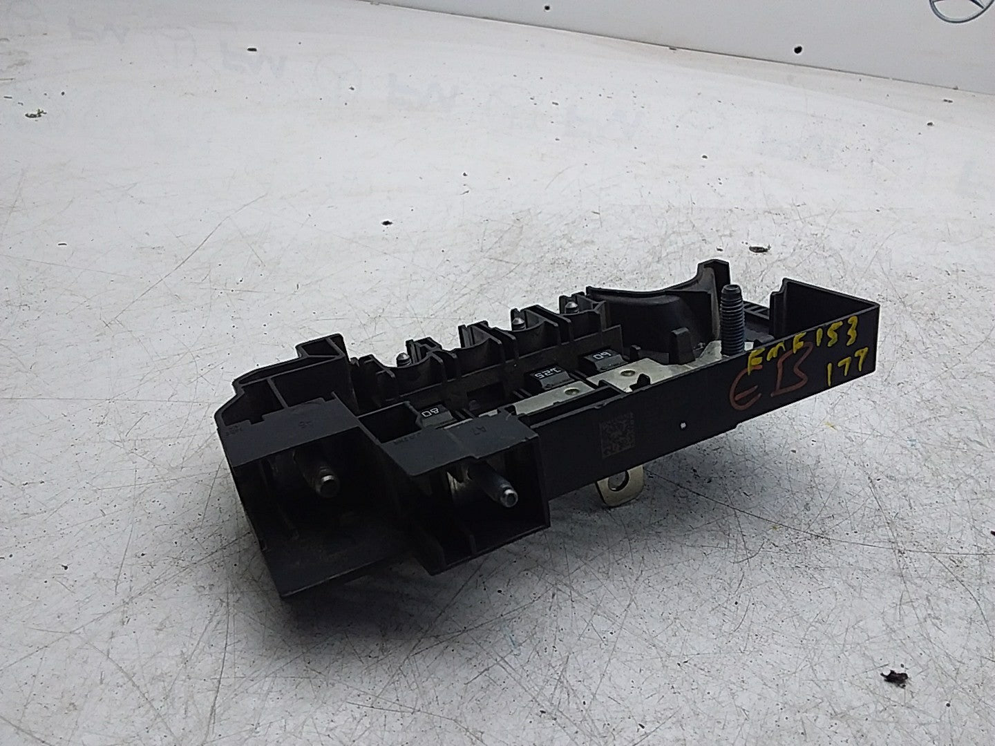 MERCEDES BENZ  A-CLASS  W177 FUSE RELAY JUNCTION BOX  A1775404707 FMF153