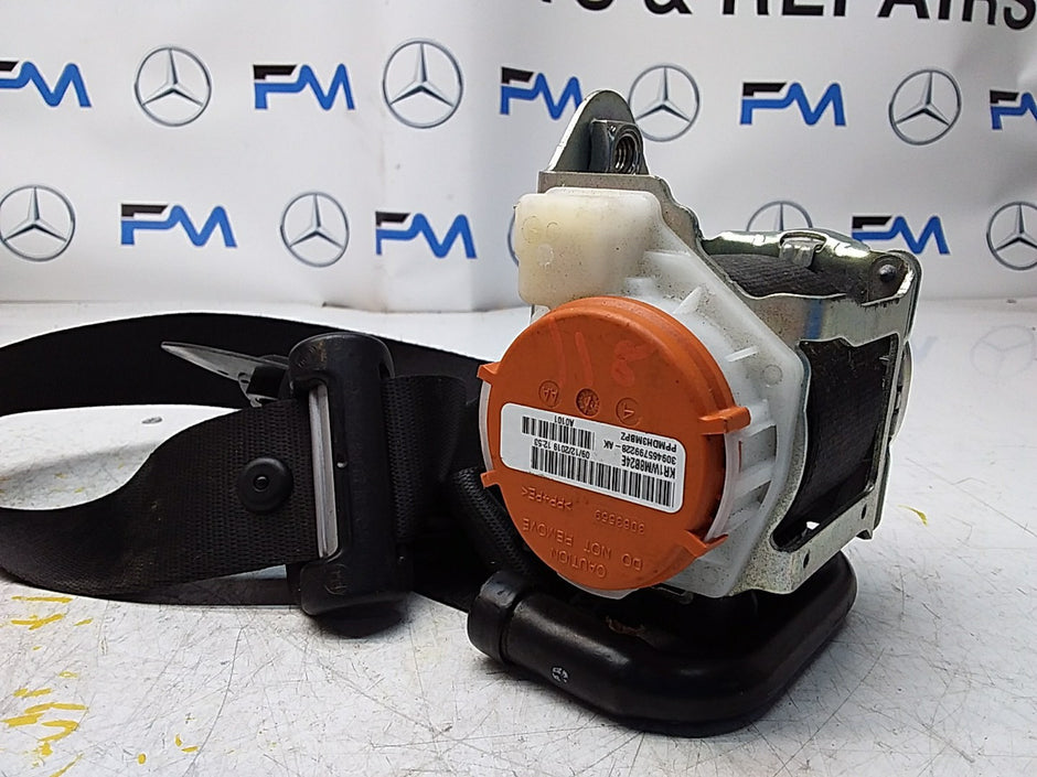 MERCEDES A CLASS  FRONT LEFT SEAT BELT WITH PRETENSIONER A1778600700 FMS54 NSF