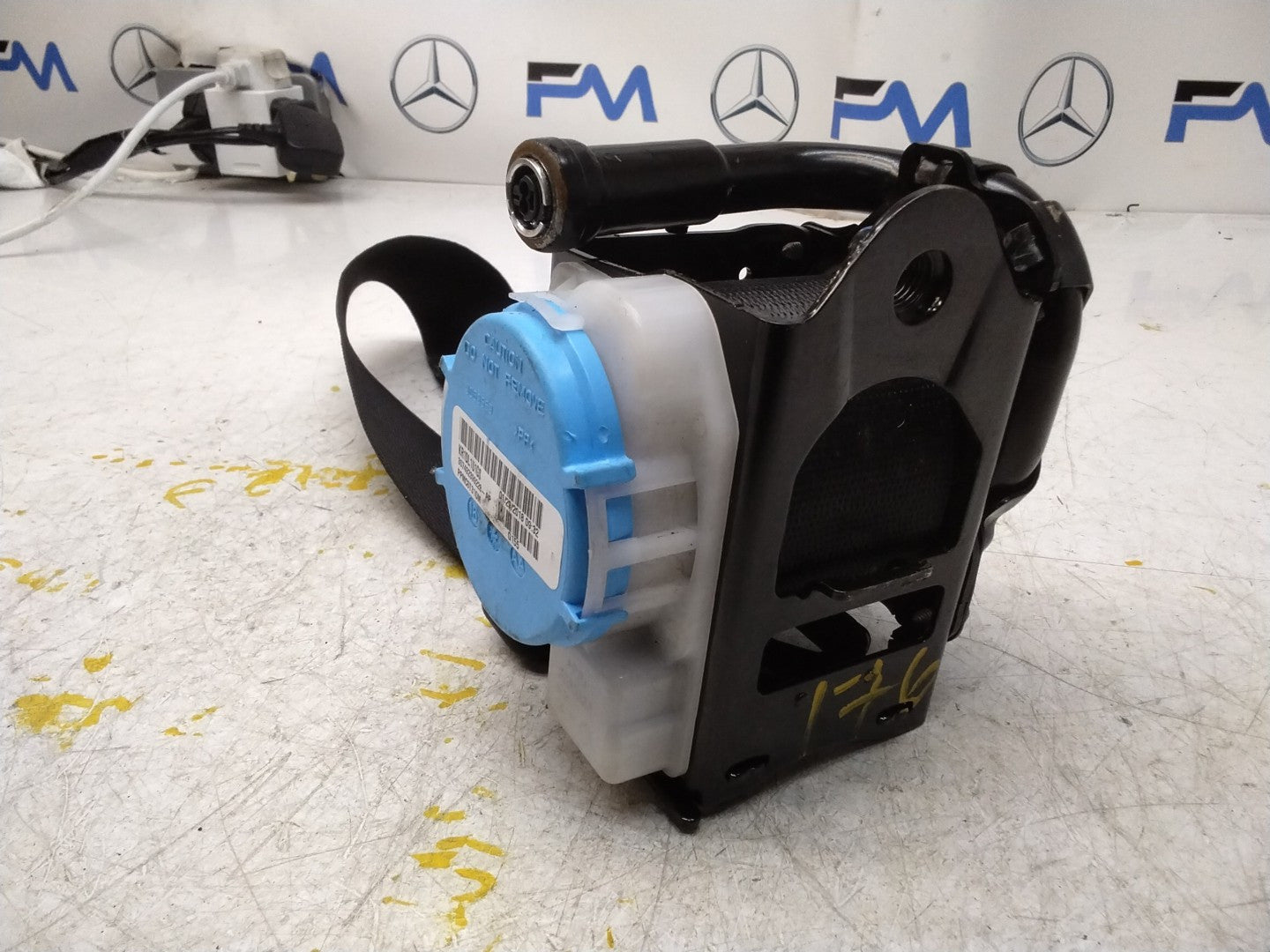 MERCEDES A CLASS W176 REAR L / R SIDE SEAT BELT A1768602385 FMS165 NSR OSR