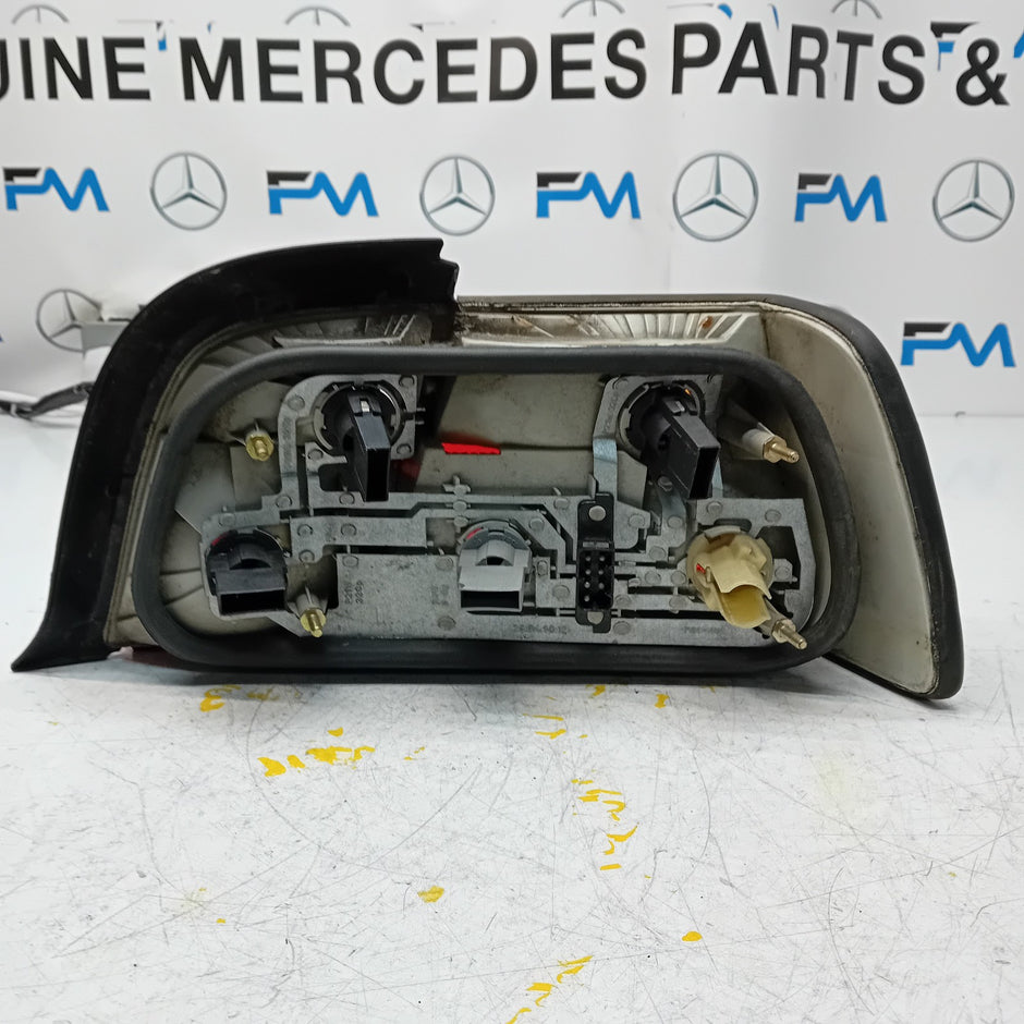 BMW E36 SERIES 3 Coupe 1991-2000 PASSENGER  NS REAR TAIL LIGHT 1387657 FMT172