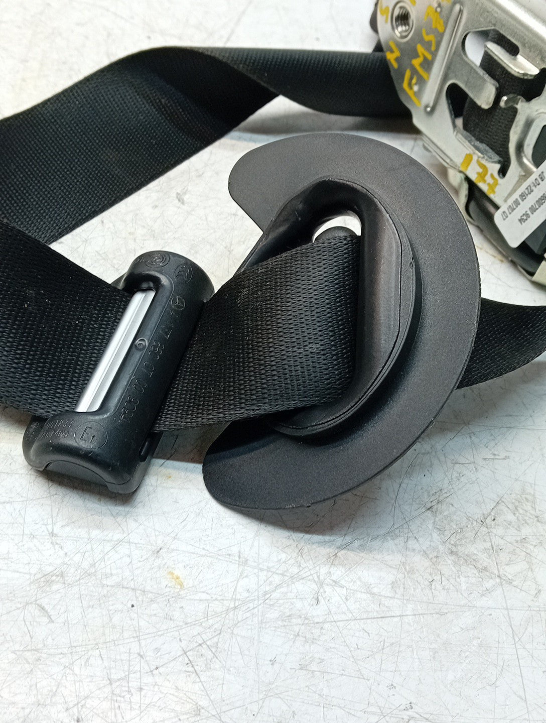 MERCEDES A CLASS  FRONT LEFT SEAT BELT WITH PRETENSIONER A1778600700 FMS77 NSF