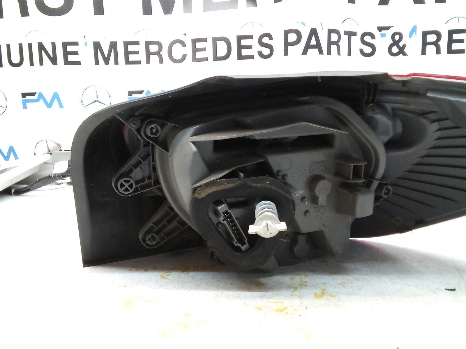 MERCEDES A-CLASS W176 PASSENGER SIDE LEFT NS REAR TAIL LIGHT A1769064800 FMT216