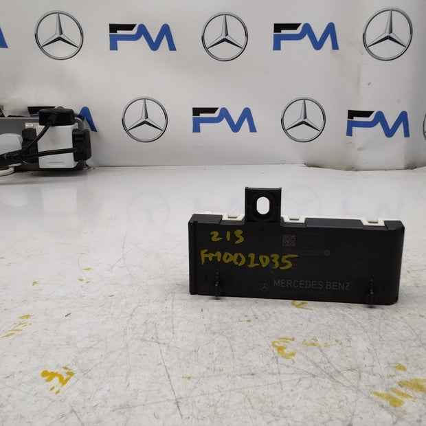 MERCEDES E-CLASS TAILGATE CONTROL MODULE W213 A2139004711 FM001035