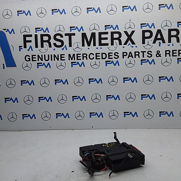 Mercedes E-CLASS 2009 W212 Fuse Relay Junction Box A2125400581 FMF139