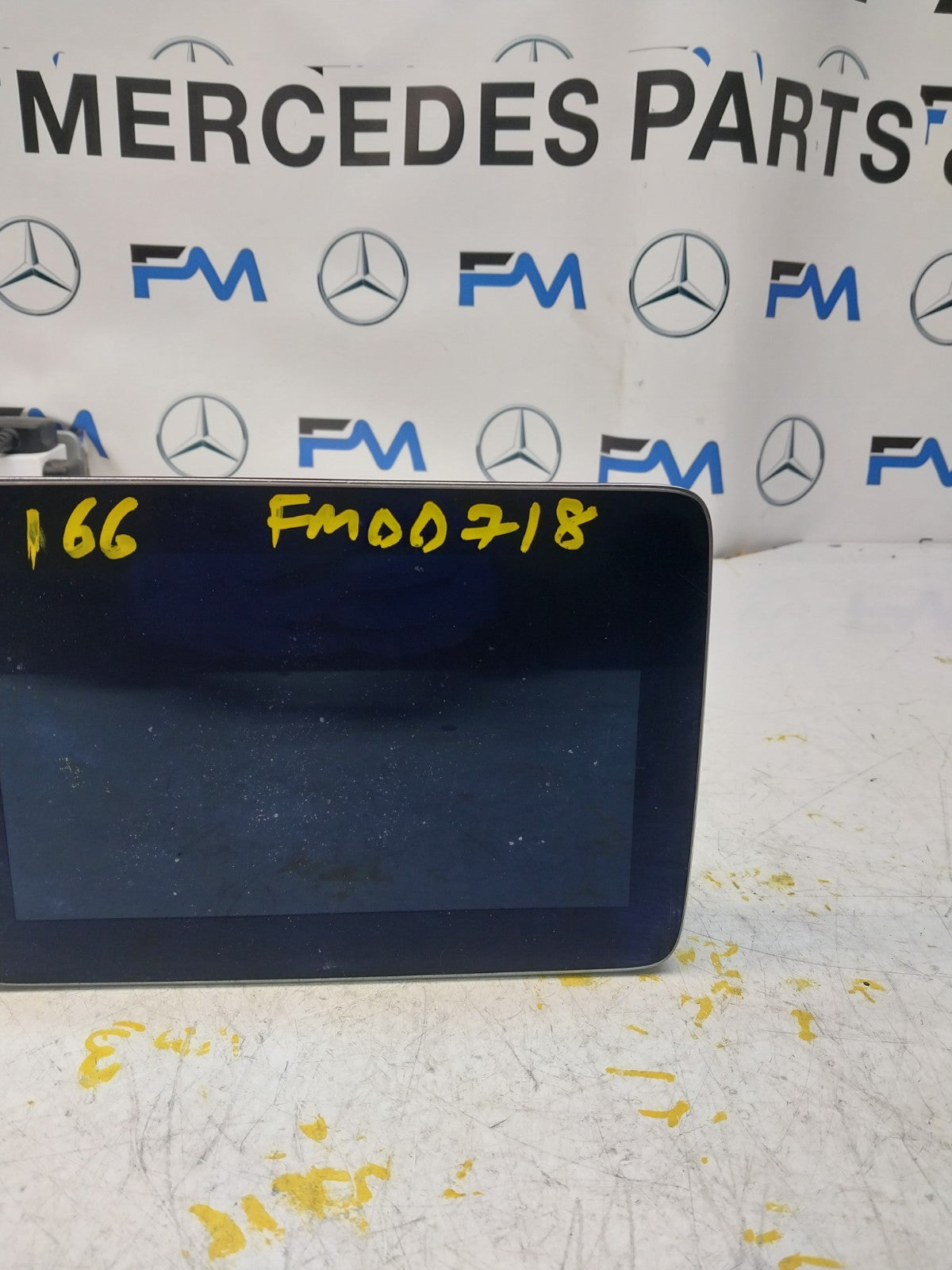 MERCEDES M-CLASS W166 DISPLAY SCREEN A1669001420 2016 FM00718