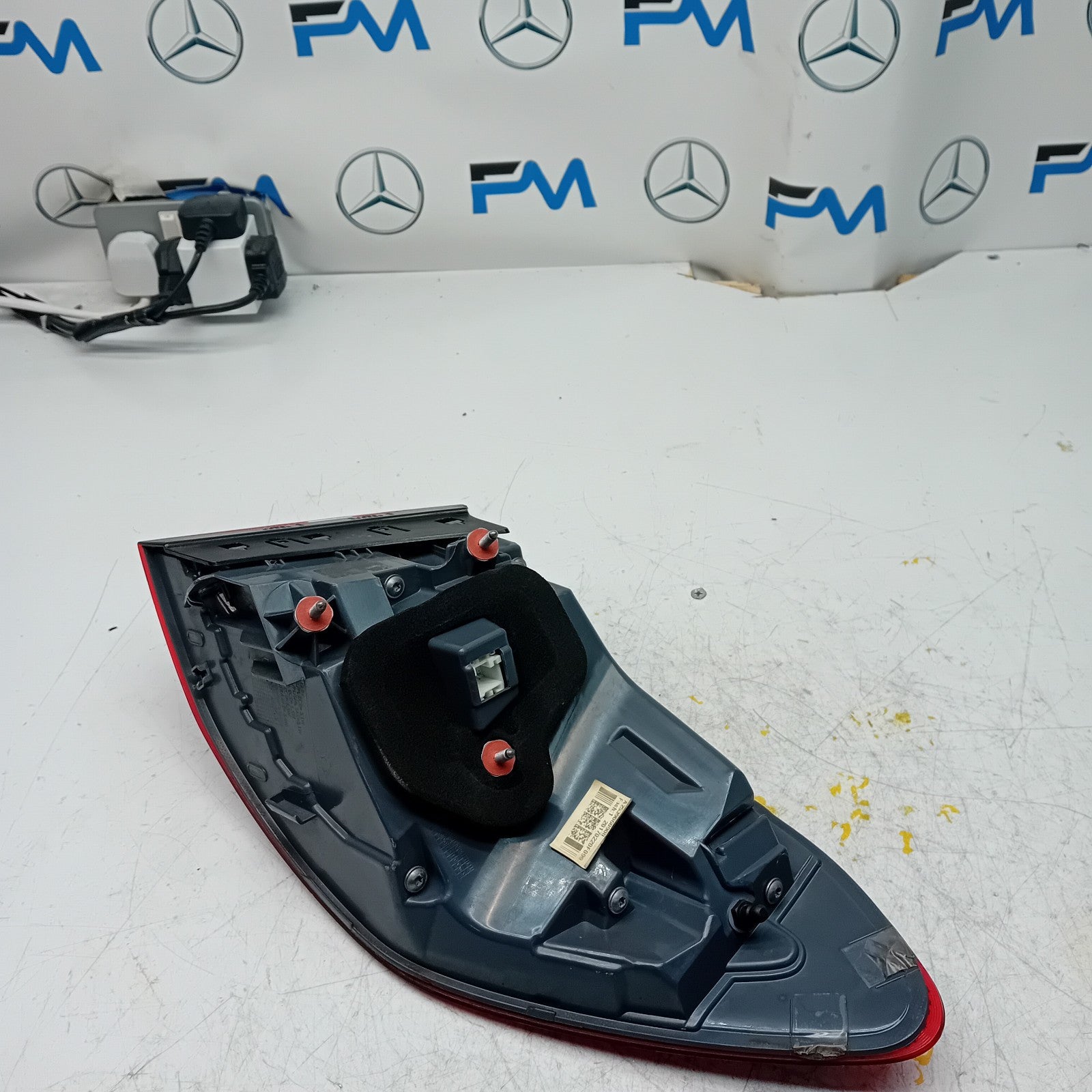 MERCEDES GLC W253 PASSENGER SIDE NS REAR TAIL LIGHT FMT187 A2539060900