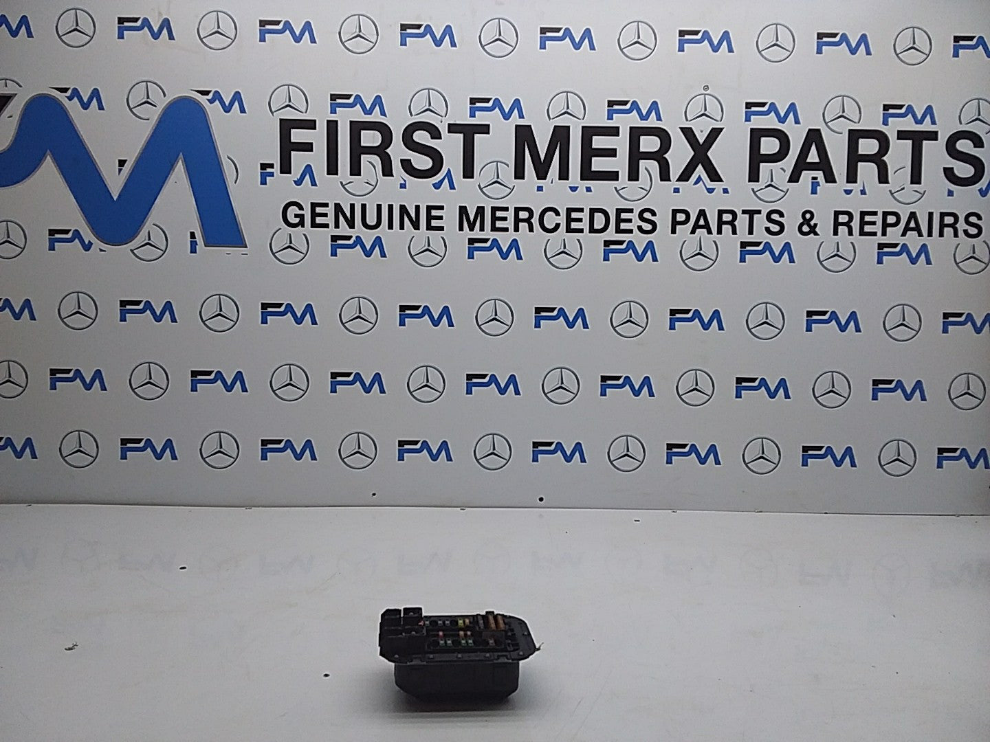 2014 ONWARDS MERCEDES-BENZ S CLASS W222  FUSE BOX  A2225403150 FMF29