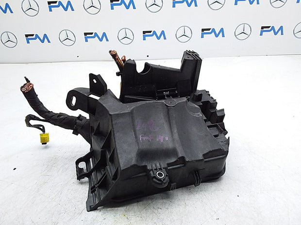 Mercedes B-CLASS  W246 Fuse Relay Junction Box  FMF147 A2469980601