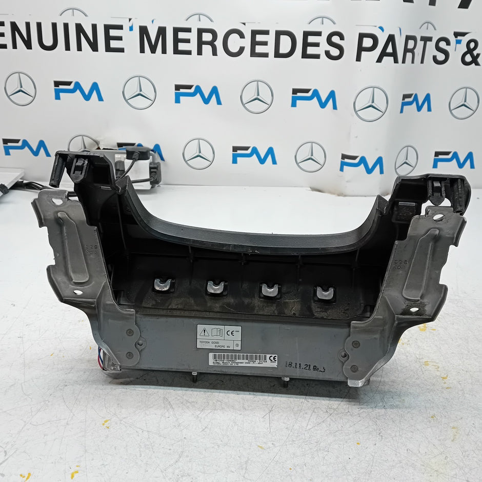 MITSUBISHI OUTLANDER MK3 KNEE AIR SRS BAG RIGHT DRIVER SIDE 7030A-31754 FM00987