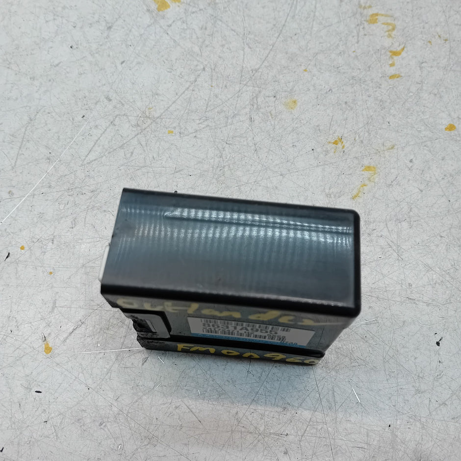 MITSUBISHI OUTLANDER 2015-19 FOUR WHEEL DRIVE CONTROL MODULE 8631A955 FM00960